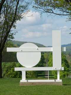 White Makes A Splash At New Windsor's Storm King Art Center