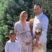 <p>Anen and her husband, Said Shamsudin, and children.</p>