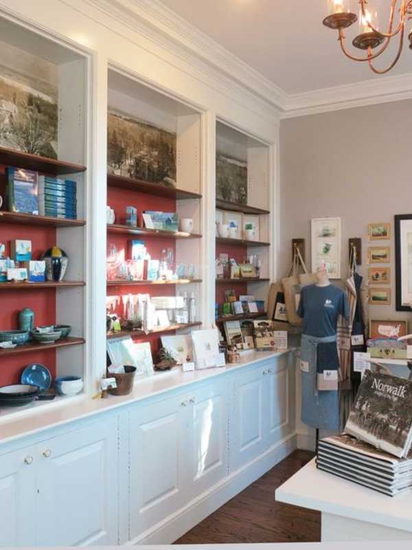 Museum Offers Veterans, Active Military A Free Look At Norwalk History