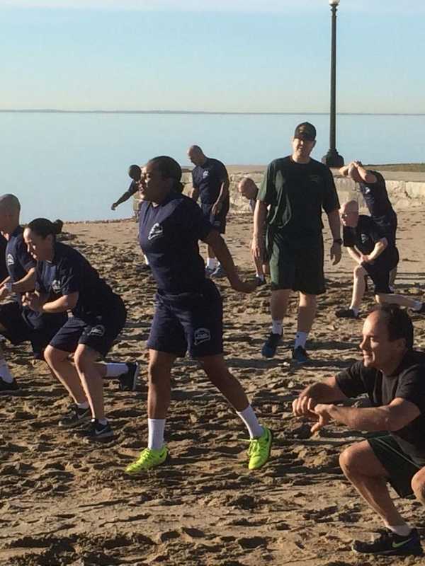 Bridgeport Mayor Works Out With New Police Recruits