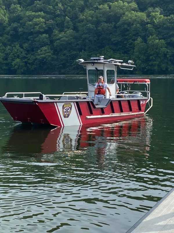 CT Man Drowns At Area Lake, State Police Say