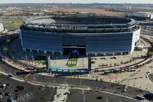 Assailant Hits Woman In Head With Can At MetLife College Football Game