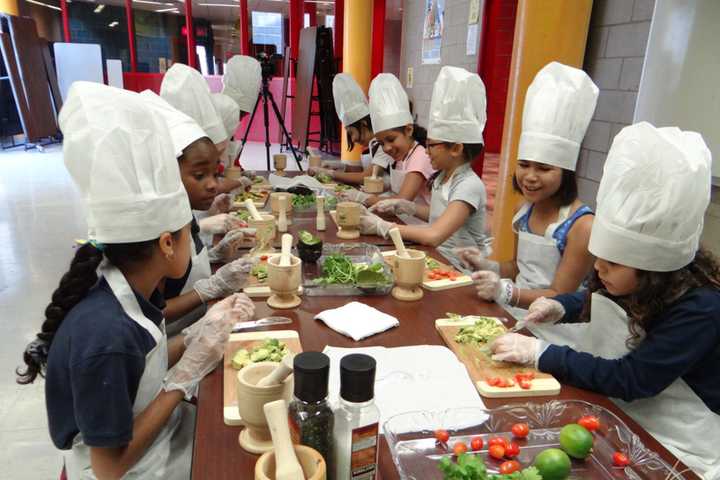 Kids Learn To Cook In Two Languages In Hackensack