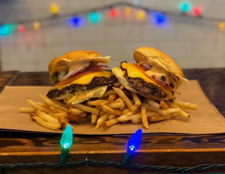 Blackdoor Burger, a Long Beach restaurant known for keeping its exact location hush-hush, is among 29 eateries vying for the title of &quot;Best New York Burger.&quot;