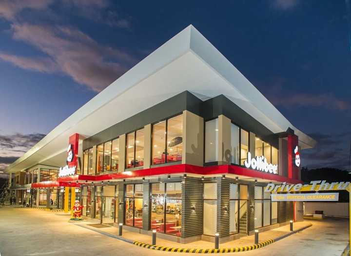 Jollibee is opening its second New Jersey chicken joint in Edison.