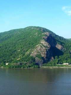 Hiker Found Dead On Side Of Cliff In Putnam