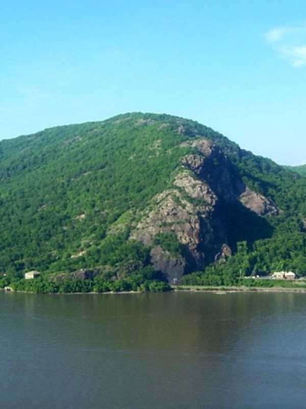 Hiker Found Dead On Side Of Cliff In Putnam