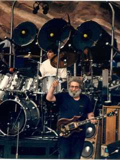 Port Chester's Capitol Theatre Throws Jerry Garcia Dance Party