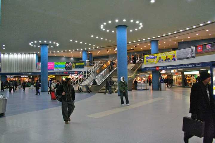 Customers could then switch to PATH, which was cross-honoring their tickets at Newark, Hoboken and 33rd Street in order to get to the area.