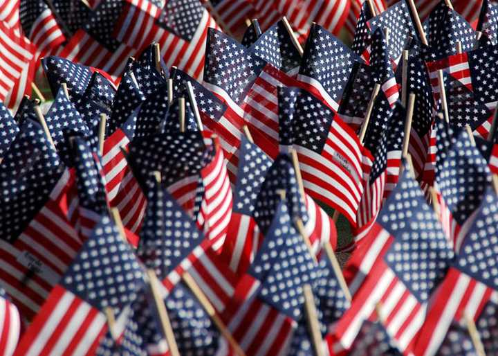 Yonkers veterans had a fun-filled afternoon in the sun with food and live music at the John F. Kennedy Marina Saturday.