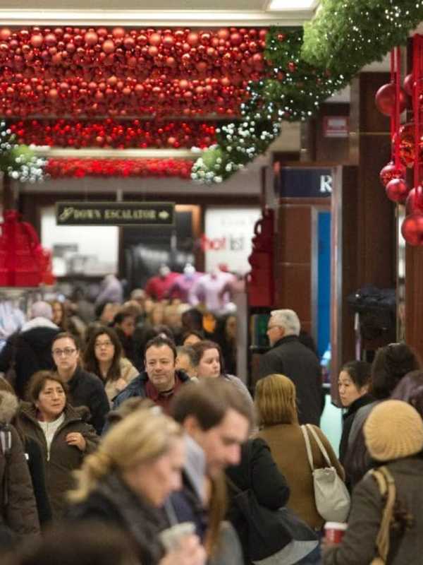 Yonkers Police Offer Holiday Safe Shopping Tips