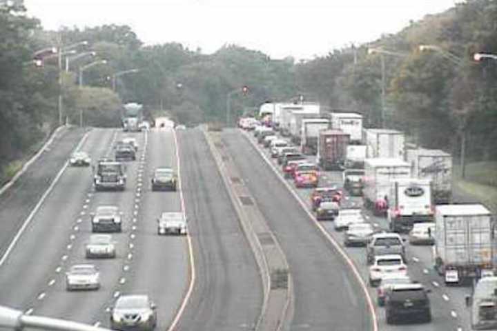 Truck Leaking Diesel Fuel After Accident On I-95 In Greenwich