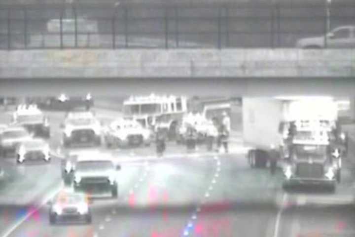 Jackknifed Tractor-Trailer Causing Lengthy Delays On I-95 In Greenwich