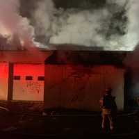 <p>A firefighter sustained a minor injury in the Lincoln Boulevard blaze, which broke out late Thursday</p>