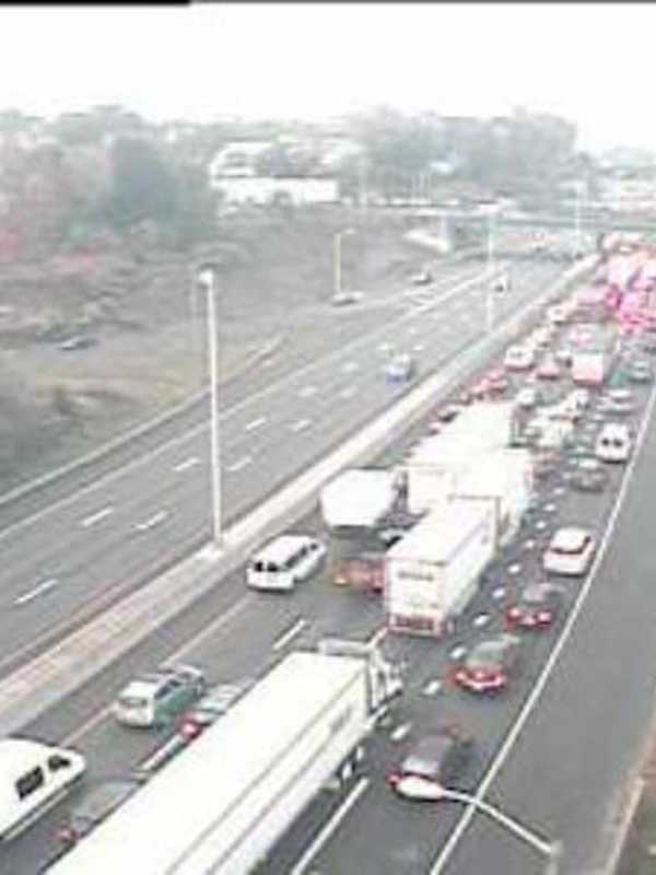 Truck Crashes On I-95 & Merritt Cause Closures, Big Traffic Delays