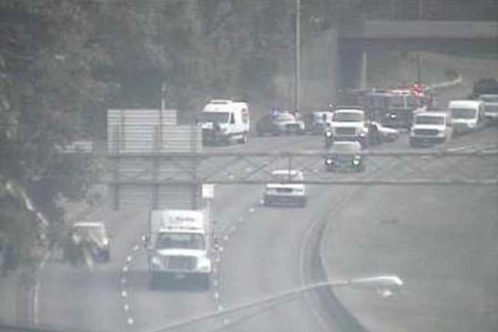 Three-Vehicle Cleared From I-95 In Norwalk