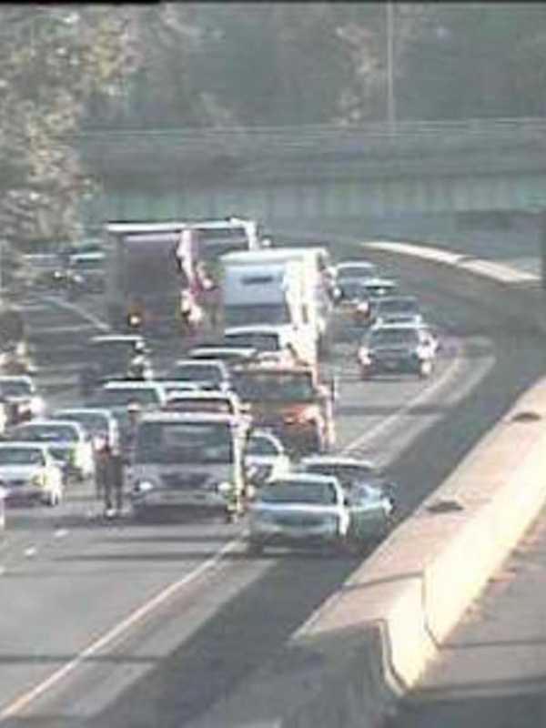 Update: 2-Car Crash Cleared From I-95 In Bridgeport
