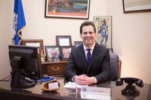 Norwalk's Perone Leads Legislative Task Force Meeting On Digital Taxation