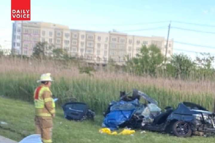 Three Injured In Crash Outside MetLife Stadium