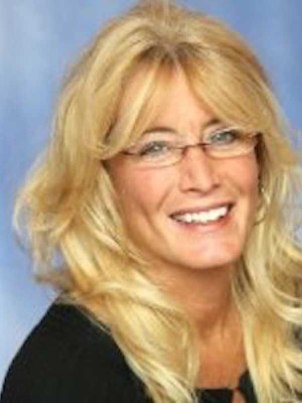 Author Sharie Spironhi Speaking At Fair Lawn Library