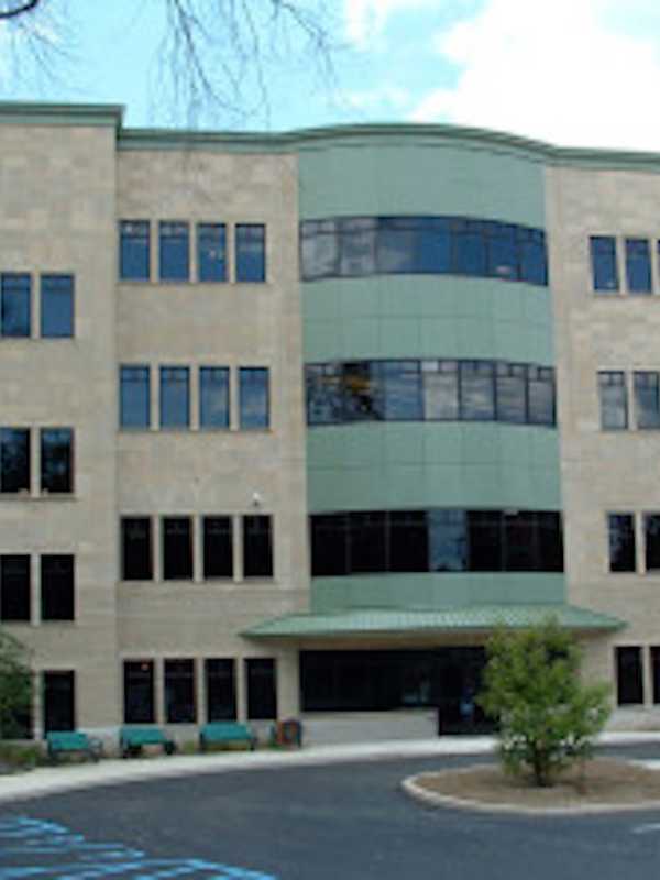 Alzheimer's Association Offers Programs In Dutchess