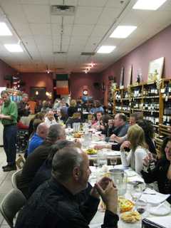 Pompton Lakes' Amazing Grapes Ranks Among DVlicious Beer Bar Finalists