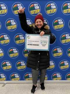 New York Woman Claims $1,000 A Week For Life Lottery Prize