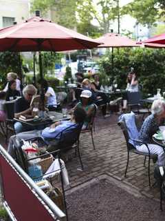 Nyacks' Art Cafe Vies For Win In DVlicious Outdoor Dining Contest