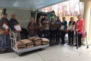 Atria Darien Residents Help With Person-To-Person Food Drive