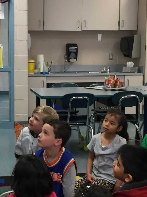 United Way Brings Business To Books Read-A-Thon To Stamford Schools