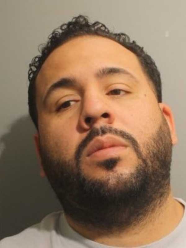 Hamden Man Opens Fake Credit Cards, Charging $35K, Police Say