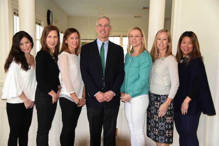 Houlihan Lawrence Sponsors Balloon Day For Opus In Darien