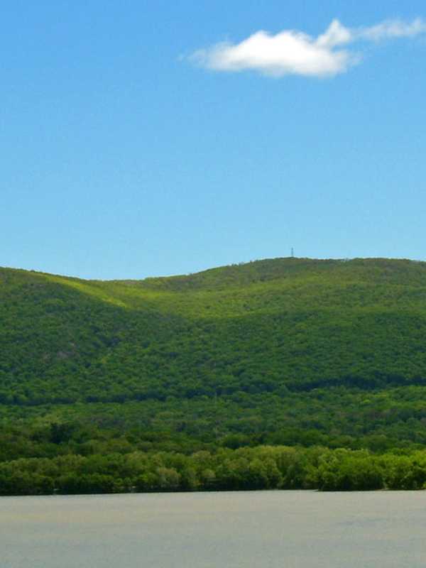 Fishkill Ceremony Honors The Mt. Beacon Eight 