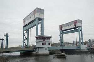 Belleville Bridge Closed For Road Repairs Monday, Police Say