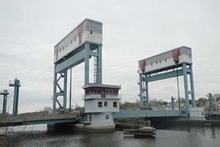 Belleville Bridge Closed For Road Repairs Monday, Police Say