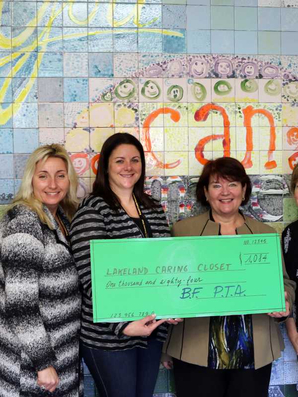 Benjamin Franklin PTA Donates To Lakeland Caring Closet
