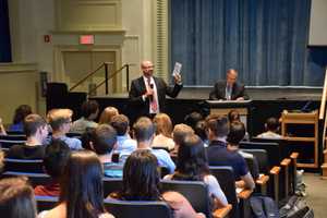 Croton-Harmon Seniors Help Smooth Freshmen Transition
