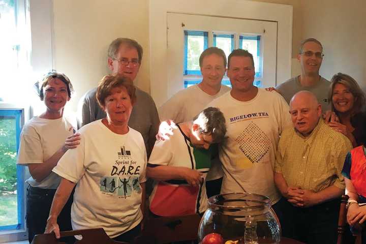 Fairfield's Bigelow Tea Adopts Kennedy Center Group Home