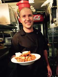 Bogota's 101 Pub Wins DVlicious 'Best Wings In Bergen' Contest