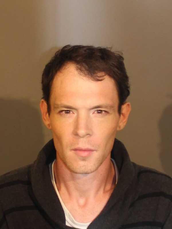 Police: 2 Danbury Men Tried To Rob Pedestrian At Gunpoint Near Bar