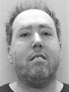 Port Authority PD: Serial-Scamming Gambling Addict Nabbed At Newark Airport
