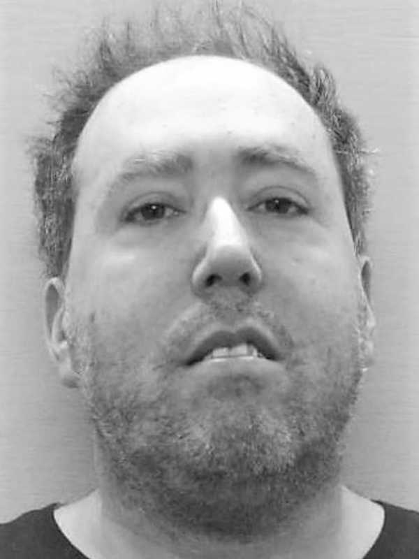 Port Authority PD: Serial-Scamming Gambling Addict Nabbed At Newark Airport