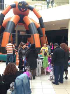 Head To Jefferson Valley Mall For Halloween Fun