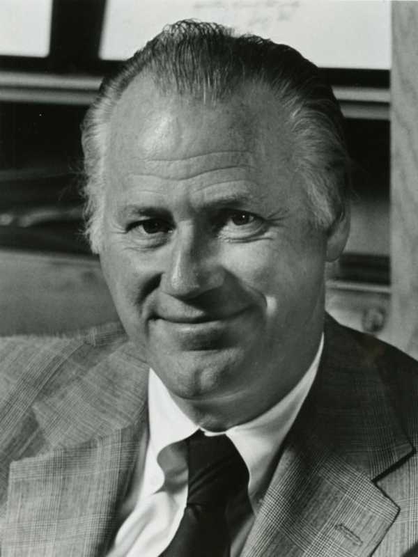 Happy Birthday To Former Baseball Commissioner Bowie Kuhn of Ridgewood