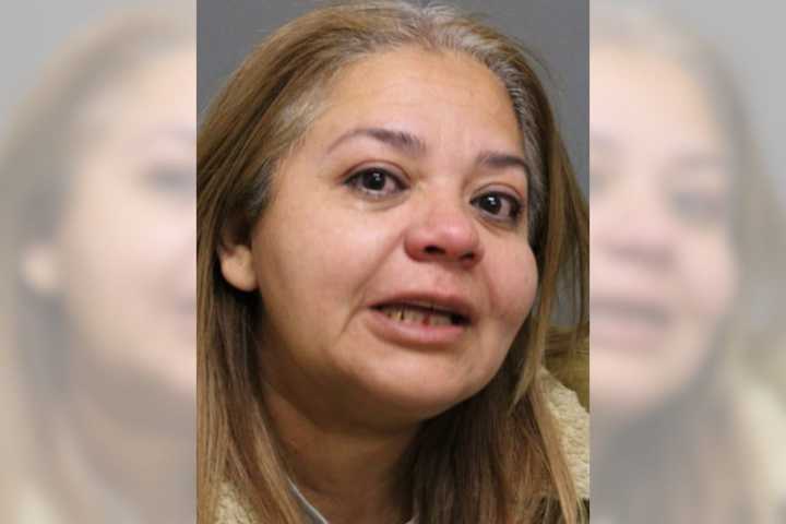 Drunk Woman Nabbed In Darien Driving With Headlights Off: Police