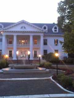 The Briarcliff Manor Among County's 'Outstanding Family Owned Businesses'