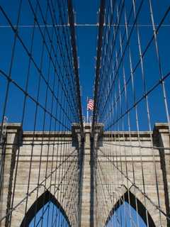 Man From New Canaan Arrested After Climbing Brooklyn Bridge To Take Photo
