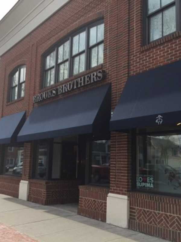 Police Seek Suspect In Darien Shoplifting Case