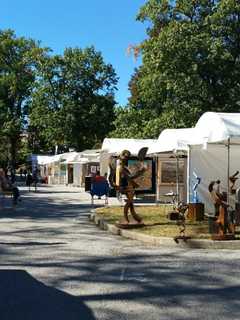 Crowds Turn Out For Annual Arts Festival At Greenwich's Bruce Museum