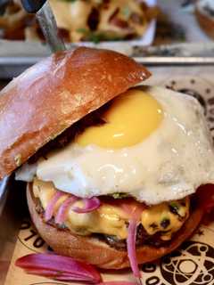 Popular Burger Chain Opens Brand-New Location In Nassau County